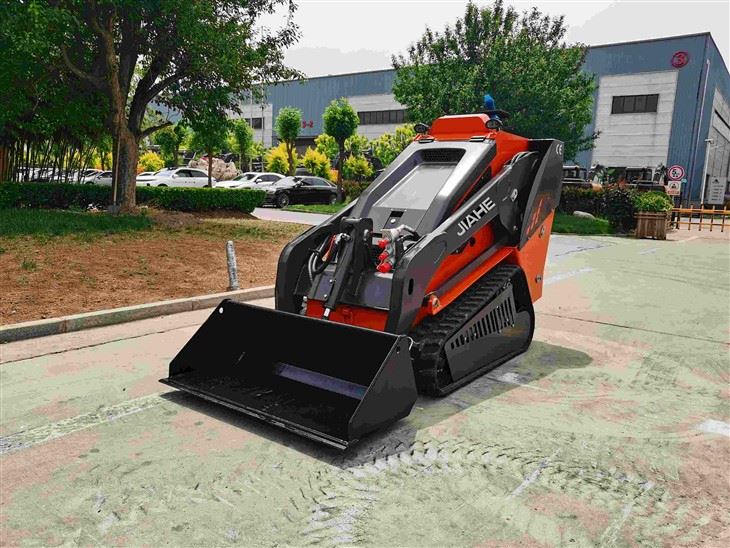 Walk Behind Diesel Crawler Mini Skid Steer Loader suppliers