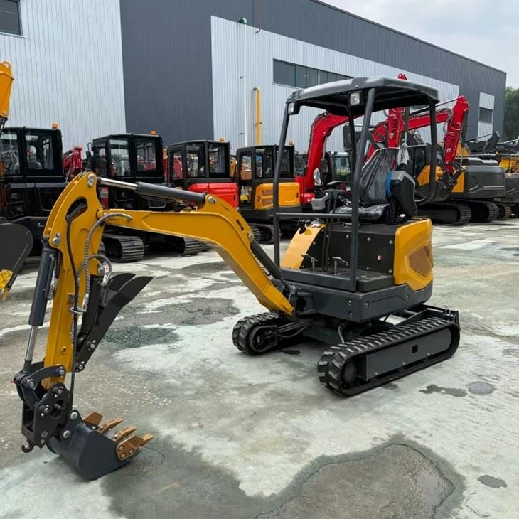 Mini Excavator 600 kg price